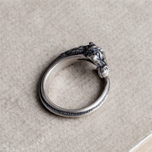 Load image into Gallery viewer, Zodiac Horse Head Finger Ring
