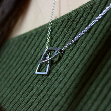 Load image into Gallery viewer, 925 Silver Hollow Horseshoe Geometric Necklace
