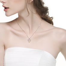 Charger l&#39;image dans la galerie, 925 Silver Horse Head Heart Shaped Diamond Necklace
