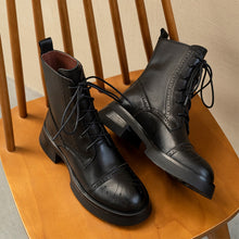 Načíst obrázek do prohlížeče Galerie, Ležérní šněrovací kotníkové boty z pravé kůže

