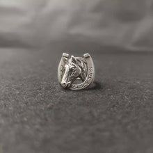 Lataa kuva Galleria-katseluun, 925 silver horseshoe horse head zodiac ring

