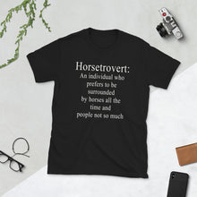 画像をギャラリービューアに読み込む, HorsetrovertユニセックスTシャツ
