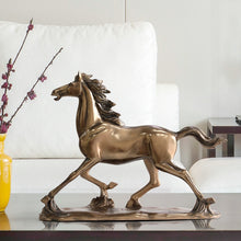 Загрузить изображение в средство просмотра галереи, Смола антикварная латунная скульптура лошади
