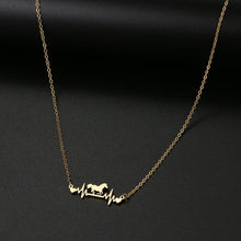Načíst obrázek do prohlížeče Galerie, Roztomilý kardiogramový kůň náhrdelník
