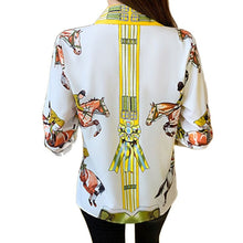 Загрузить изображение в средство просмотра галереи, Белая винтажная блузка с принтом лошадей
